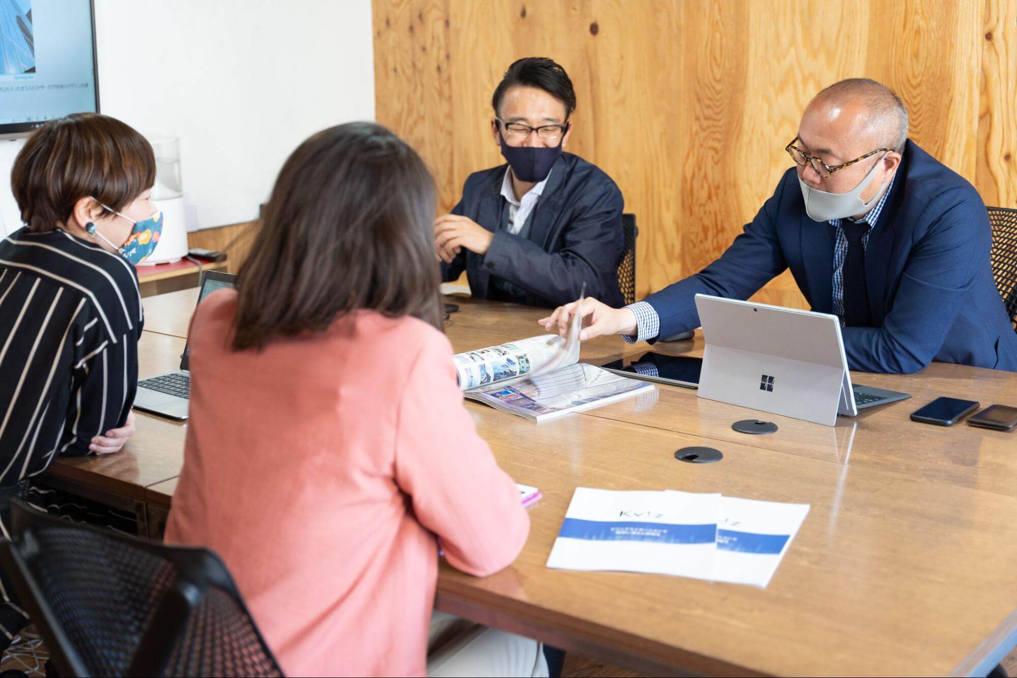 BIMについて教えて頂いてる風景